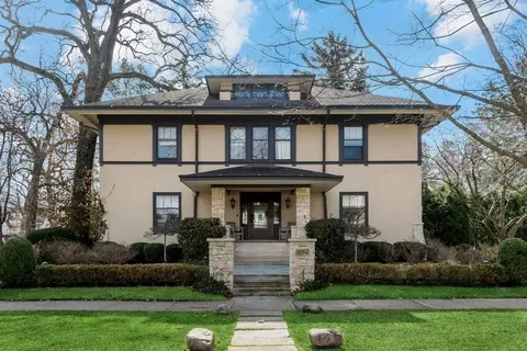 206 Cumberland Ave, Kenilworth, IL 60043