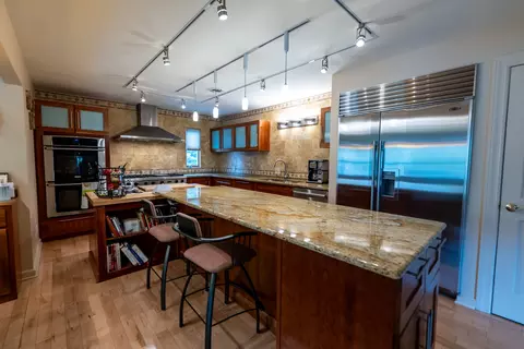 Kitchen - Undisclosed, Willowbrook, IL 60527 photo 1 of 4