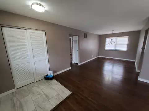 4309 Front Royal Dr, Mchenry, IL 60050 photo 5