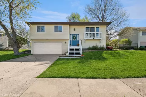 309 Norton Ln, Bloomingdale, IL 60108
