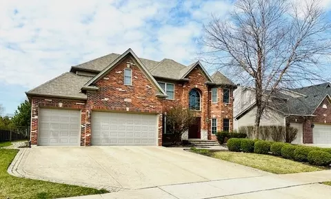 25912 Meadowland Cir, Plainfield, IL 60585