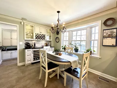 1117 E Forest Ave, Wheaton, IL 60187 photo 14