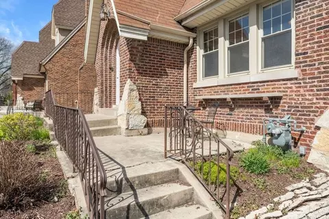 306 Southcote Rd, Riverside, IL 60546 photo 4