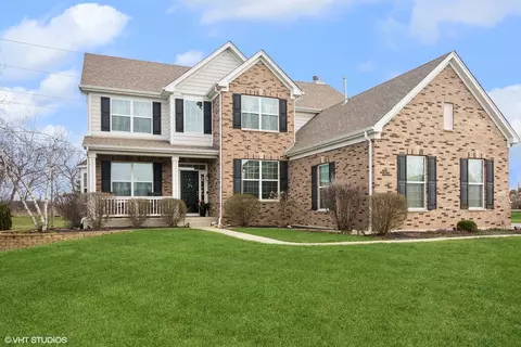2428 Achilles Ln, Crystal Lake, IL 60014