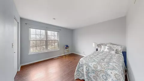 Bedroom - 6211 Fox Ridge Dr, Plainfield, IL 60586 photo 3 of 4