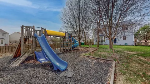 View/Area - 6211 Fox Ridge Dr, Plainfield, IL 60586 photo 2 of 2