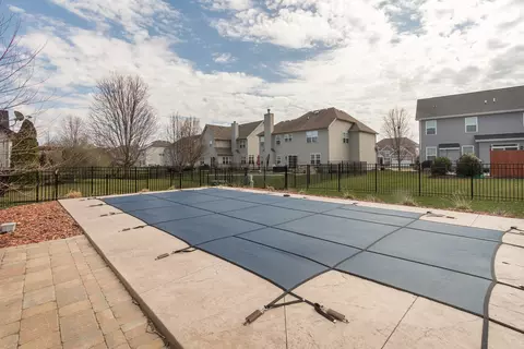Exterior - 26409 W Red Apple Rd, Plainfield, IL 60585 photo 5 of 13