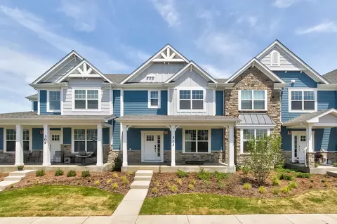 319 Didier Ct, Buffalo Grove, IL 60089