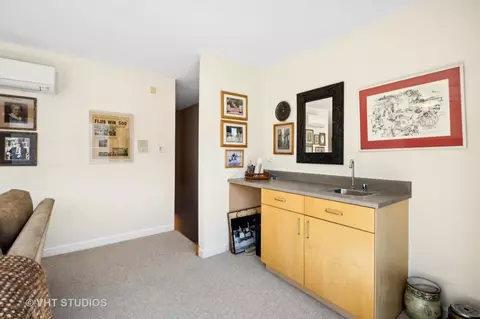 Other - 1549 W Jackson Blvd, Chicago, IL 60607 photo 2 of 4