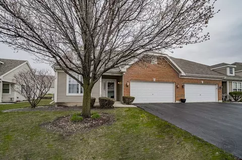 8207 Tremont Ln, Joliet, IL 60431