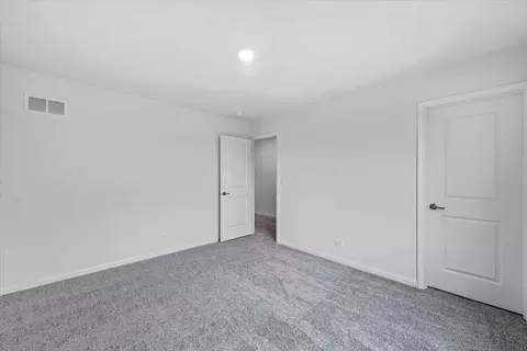 120 Sweetflag Cir, Elgin, IL 60124 photo 20