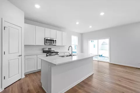 120 Sweetflag Cir, Elgin, IL 60124 photo 8