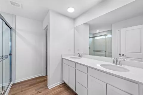 120 Sweetflag Cir, Elgin, IL 60124 photo 27