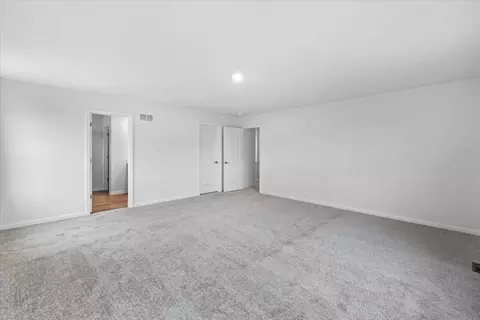 120 Sweetflag Cir, Elgin, IL 60124 photo 26