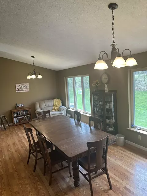 Dining - 703 Elm St, Le Roy, IL 61752 photo 4 of 8