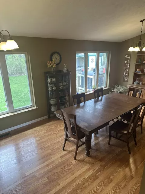 Dining - 703 Elm St, Le Roy, IL 61752 photo 8 of 8