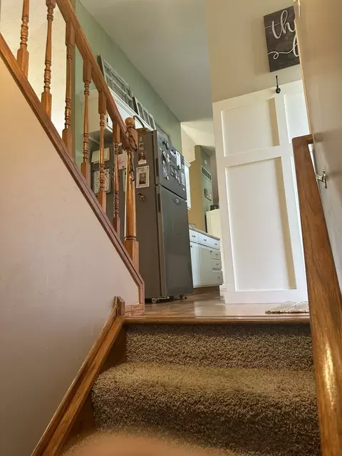 Entry Way - 703 Elm St, Le Roy, IL 61752 photo 3 of 5