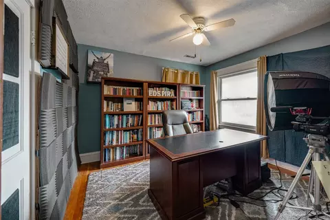 Other - 58 White Pl, Bloomington, IL 61701 photo 4 of 8