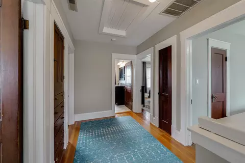Entry Way - 58 White Pl, Bloomington, IL 61701 photo 5 of 5