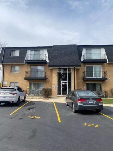 4901 W 109th St #11203, Oak Lawn, IL 60453