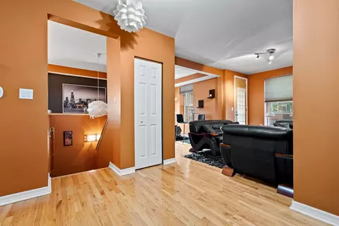 1419 E 68th St #1, Chicago, IL 60637 photo 13