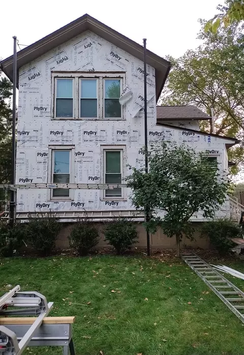 Exterior - 617 Delles Rd, Wheaton, IL 60187 photo 5 of 5