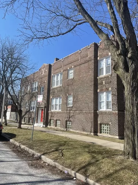 Exterior - 2252 E 84th St, Chicago, IL 60617 photo 2 of 2