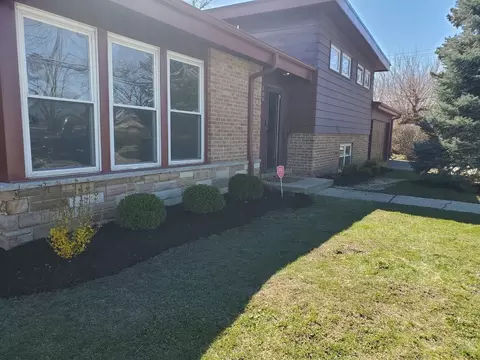 833 Lavergne Ave, Wilmette, IL 60091