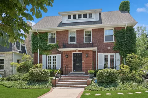 1410 Lincoln St, Evanston, IL 60201