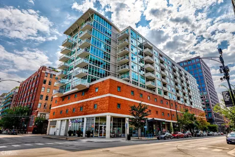 909 W Washington Blvd #405, Chicago, IL 60607