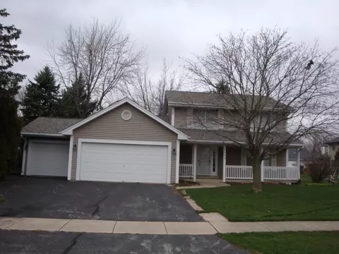 1018 E 6th St, Belvidere, IL 61008