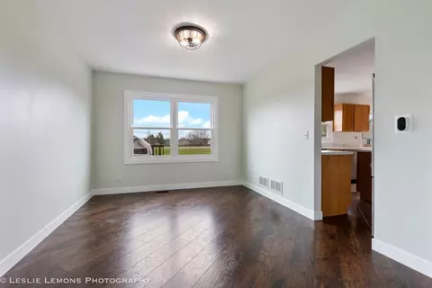 4809 Hyacinth Ct, Plainfield, IL 60586 photo 2