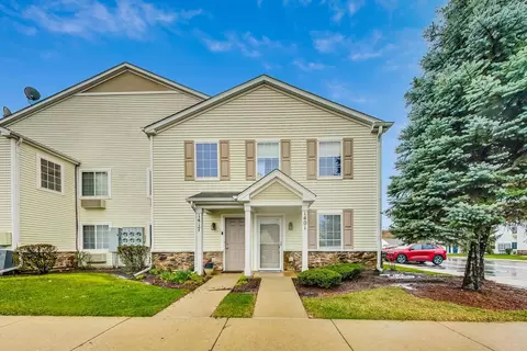 1401 Silverstone Dr #1401, Carpentersville, IL 60110