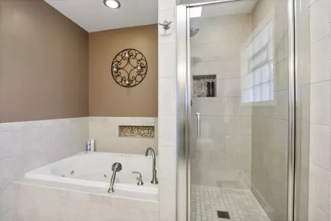 4703 Thorntree Ln, Rolling Meadows, IL 60008 photo 25