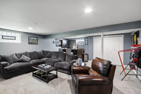 4703 Thorntree Ln, Rolling Meadows, IL 60008 photo 32