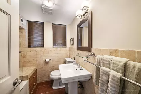 220 S Laflin St, Chicago, IL 60607 photo 48
