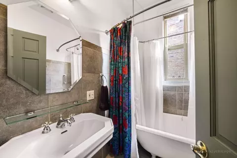 220 S Laflin St, Chicago, IL 60607 photo 40