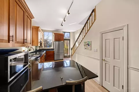 220 S Laflin St, Chicago, IL 60607 photo 14