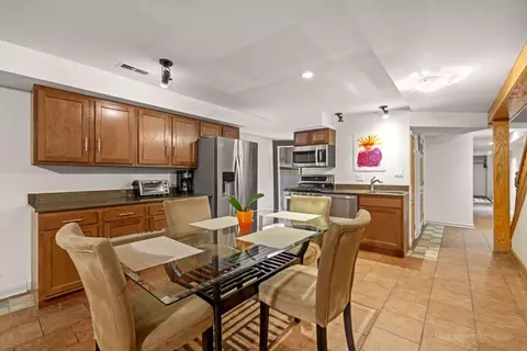 220 S Laflin St, Chicago, IL 60607 photo 43