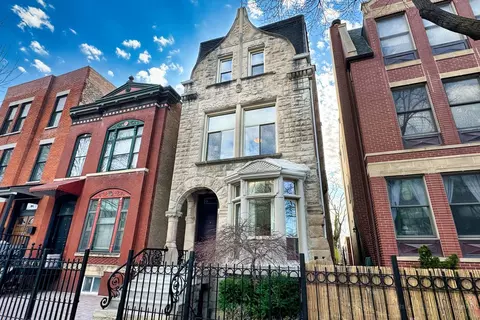 220 S Laflin St, Chicago, IL 60607