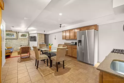 220 S Laflin St, Chicago, IL 60607 photo 44