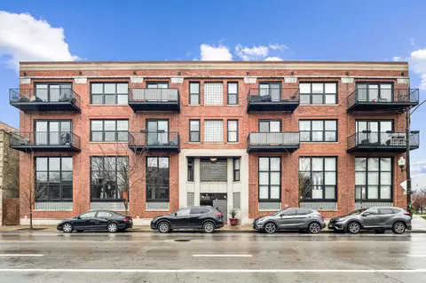 2161 N California Ave #302, Chicago, IL 60647