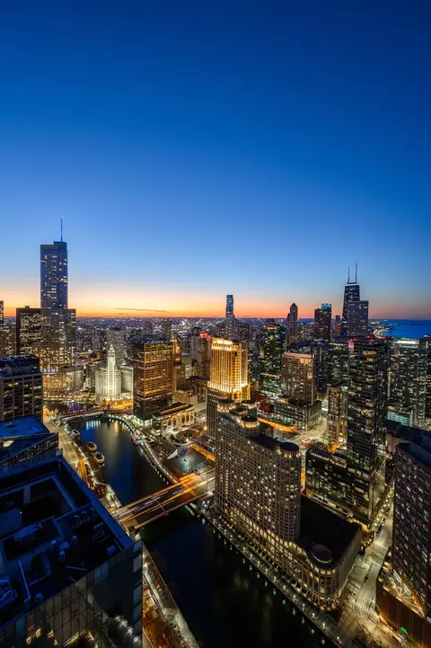 View/Area - 363 E Wacker Dr #5101, Chicago, IL 60601 photo 4 of 6