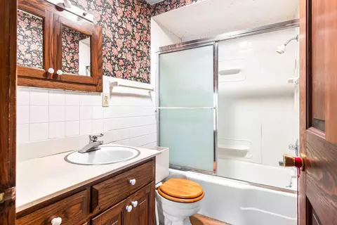 2009 Castle Ave, Bloomington, IL 61701 photo 14