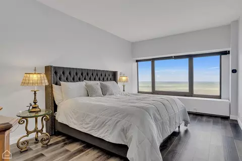 Bedroom - 175 E Delaware Pl #5310, Chicago, IL 60611 photo 1 of 5