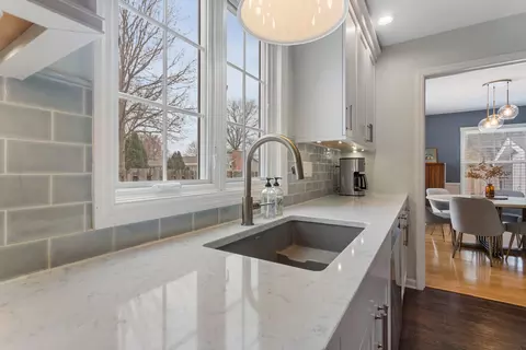 Kitchen - 1107 Harrington Dr, Champaign, IL 61821 photo 3 of 5