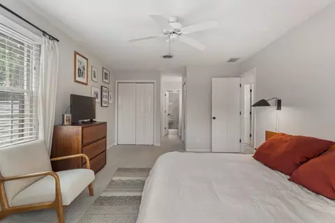 Bedroom - 1107 Harrington Dr, Champaign, IL 61821 photo 2 of 8
