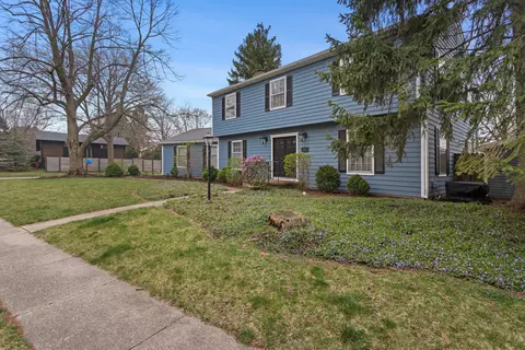 Exterior - 1107 Harrington Dr, Champaign, IL 61821 photo 3 of 7