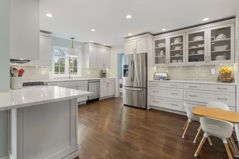 Kitchen - 1107 Harrington Dr, Champaign, IL 61821 photo 1 of 5