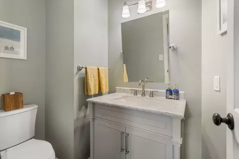 Bath - 1107 Harrington Dr, Champaign, IL 61821 photo 1 of 4